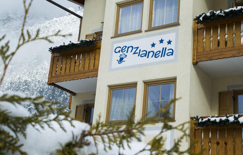 Hotel Genzianella Ziano Di Fiemme Bagian luar foto