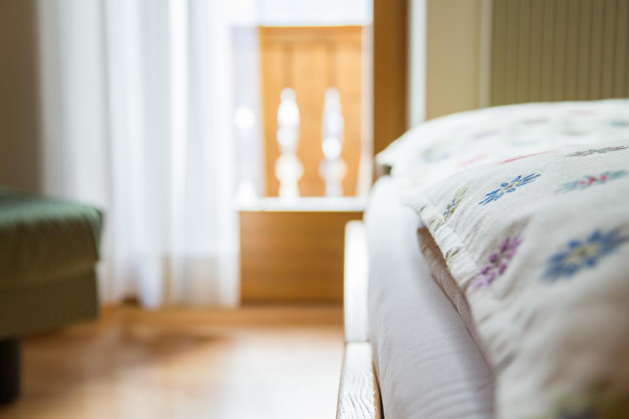 Hotel Genzianella Ziano Di Fiemme Bagian luar foto